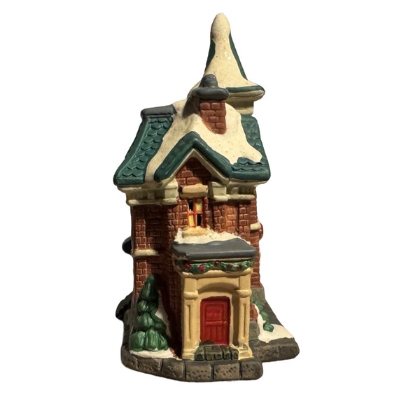 Cobblestone Corners | Schoolhouse Holiday Decor - Picture 2 of 5